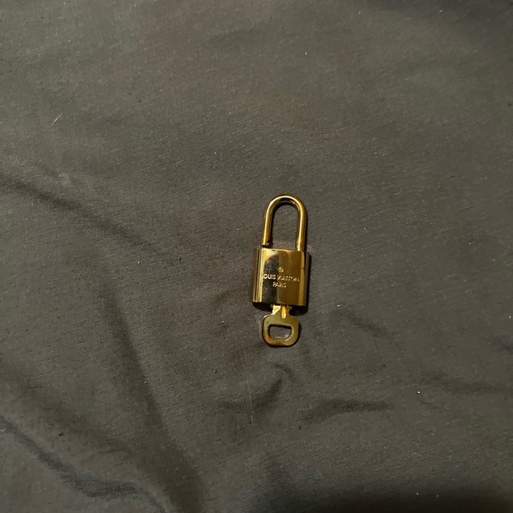 Louis Vuitton LV Gold Padlock Lock & Key - Picture 3 of 5